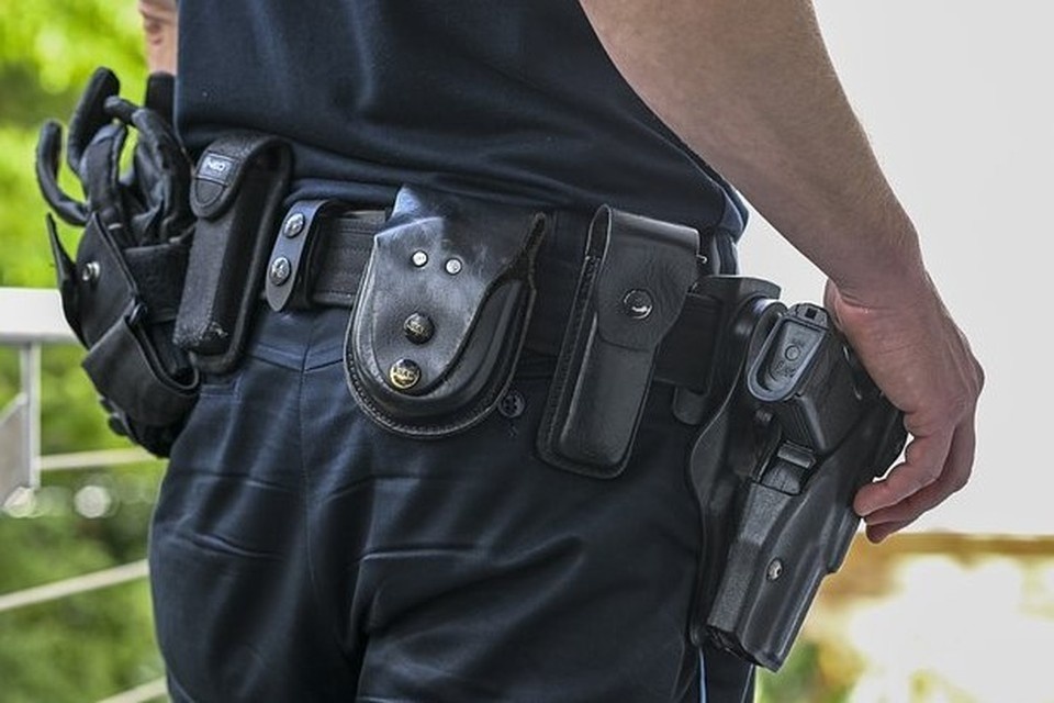    BFMTV: Во Франции арестовали грабителей, угнавших фургон с золотом GLOBAL LOOK PRESS