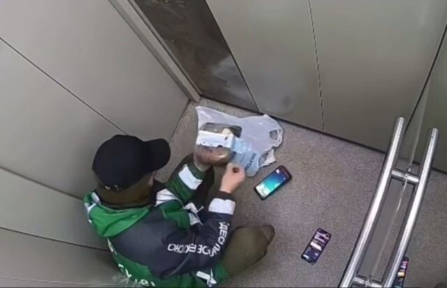     / Источник: Кадр из видео