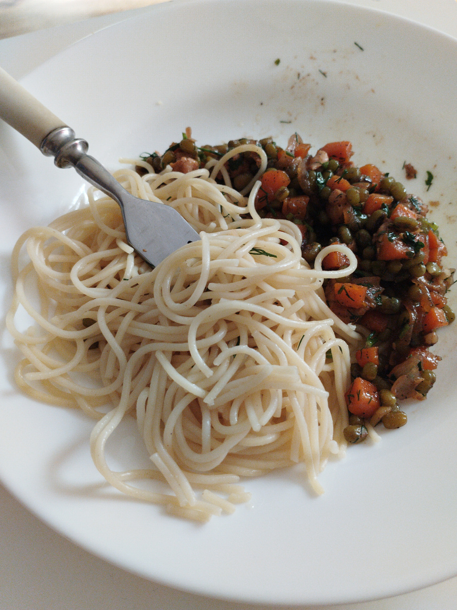 Сытно и полезно: Маш — отличный источник белка и клетчатки.