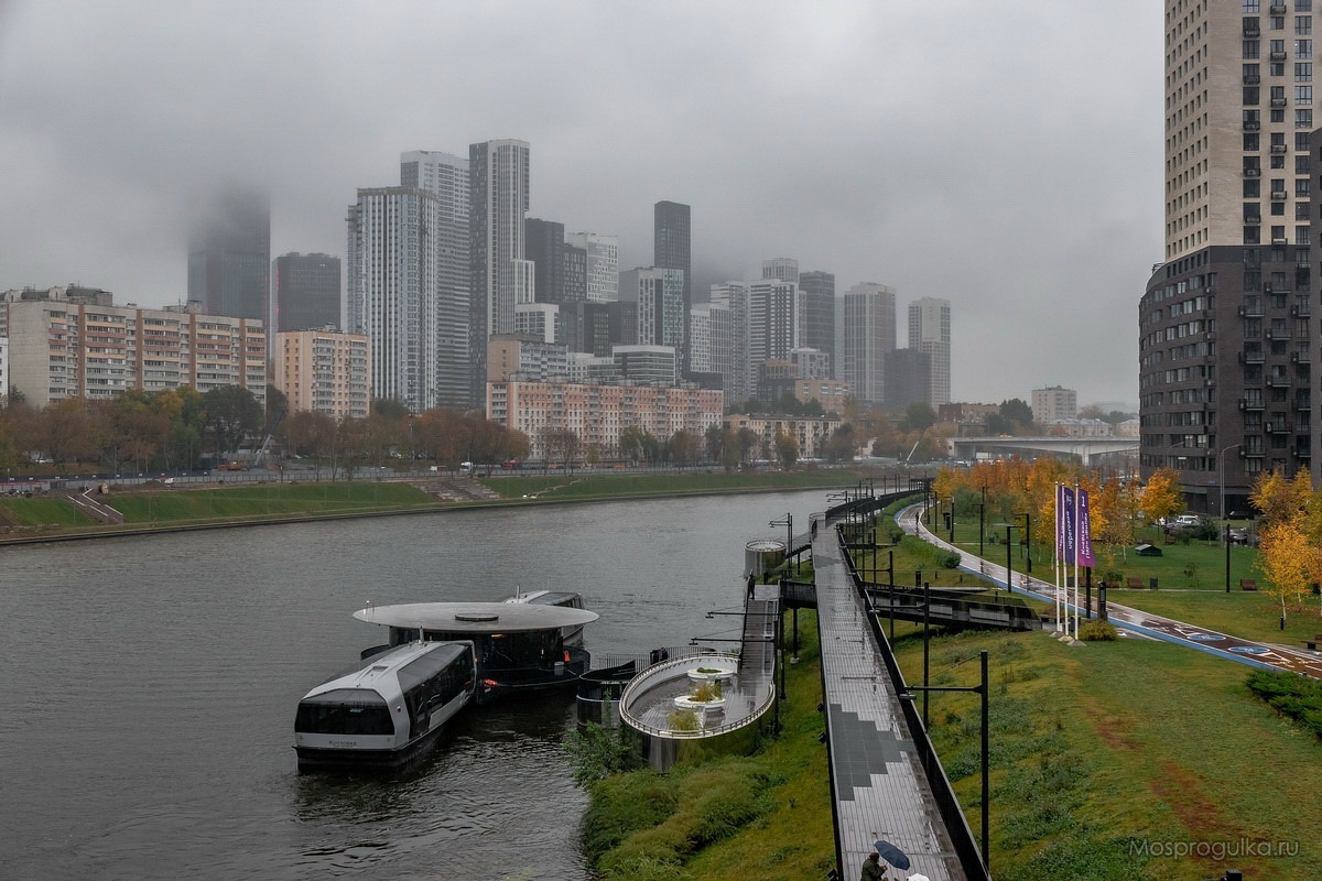 Вид с моста Академика Королёва