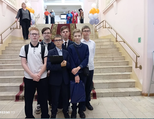 «Тверской переплёт» в школьной газете: писатели ответили на неожиданные вопросы