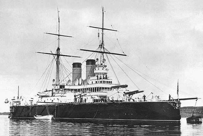 Эскадренный броненосец "Ростислав". Источник - https://zvezdaweekly.ru/news/202011101032-DHxsx.html