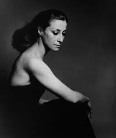 Портрет Майи Плисецкой из знаменитой фотосессии Ричарда Аведона (1966)