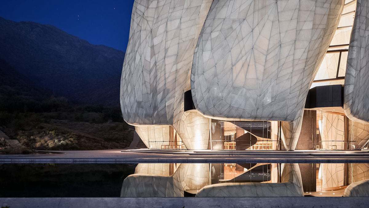 Project: Baha'i Temple of South America | Archtecture: Hariri Pontarini Architects | Photo: Doublespace Photography | Geo: Santiago, CL