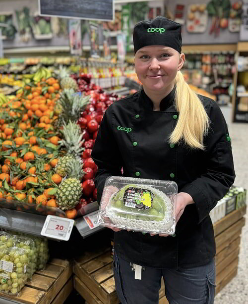    В Швецию завезли роскошный виноград сорта Shine Muscat за 3000 рублей