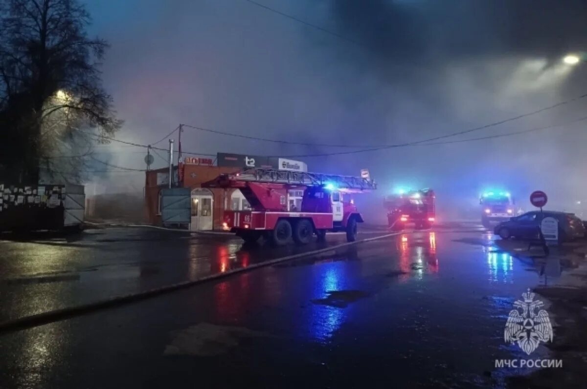    Появилось видео с места пожара в магазине в Городце