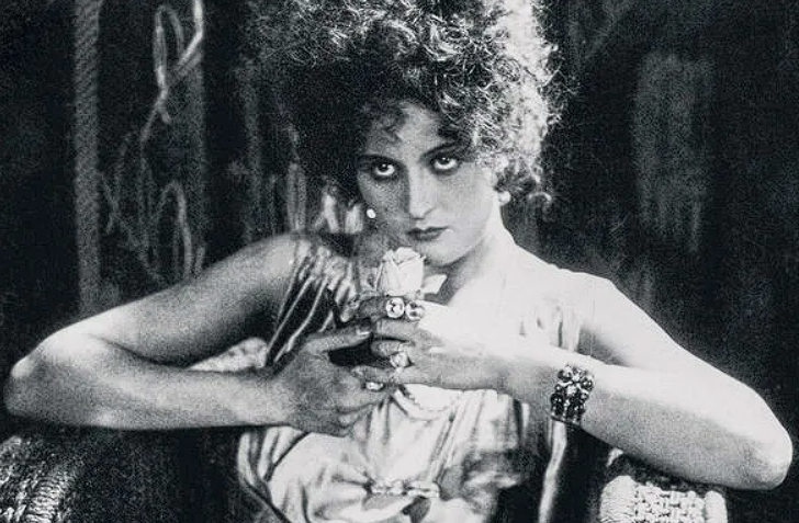 Вероника (Нора) Полонская