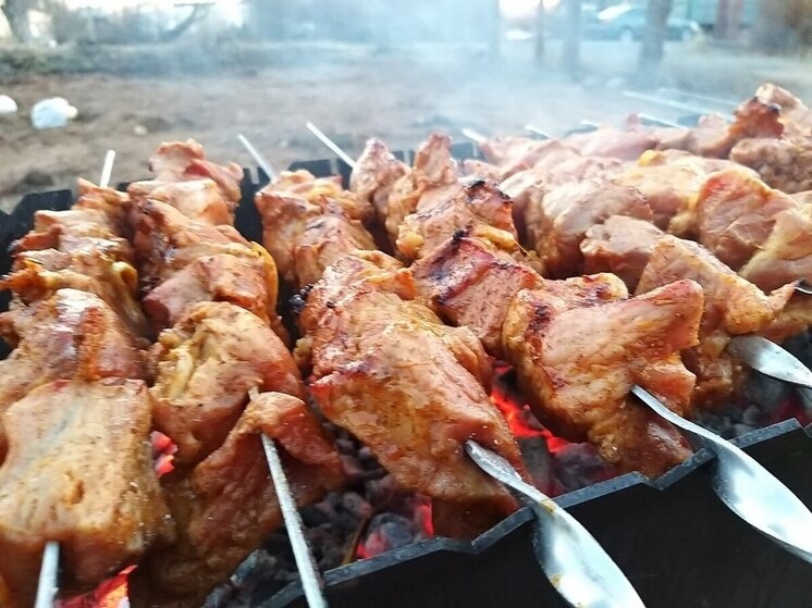     Еда оказывает непосредственное влияние на качество сна. Фото: Архив МК в Великом Новгороде