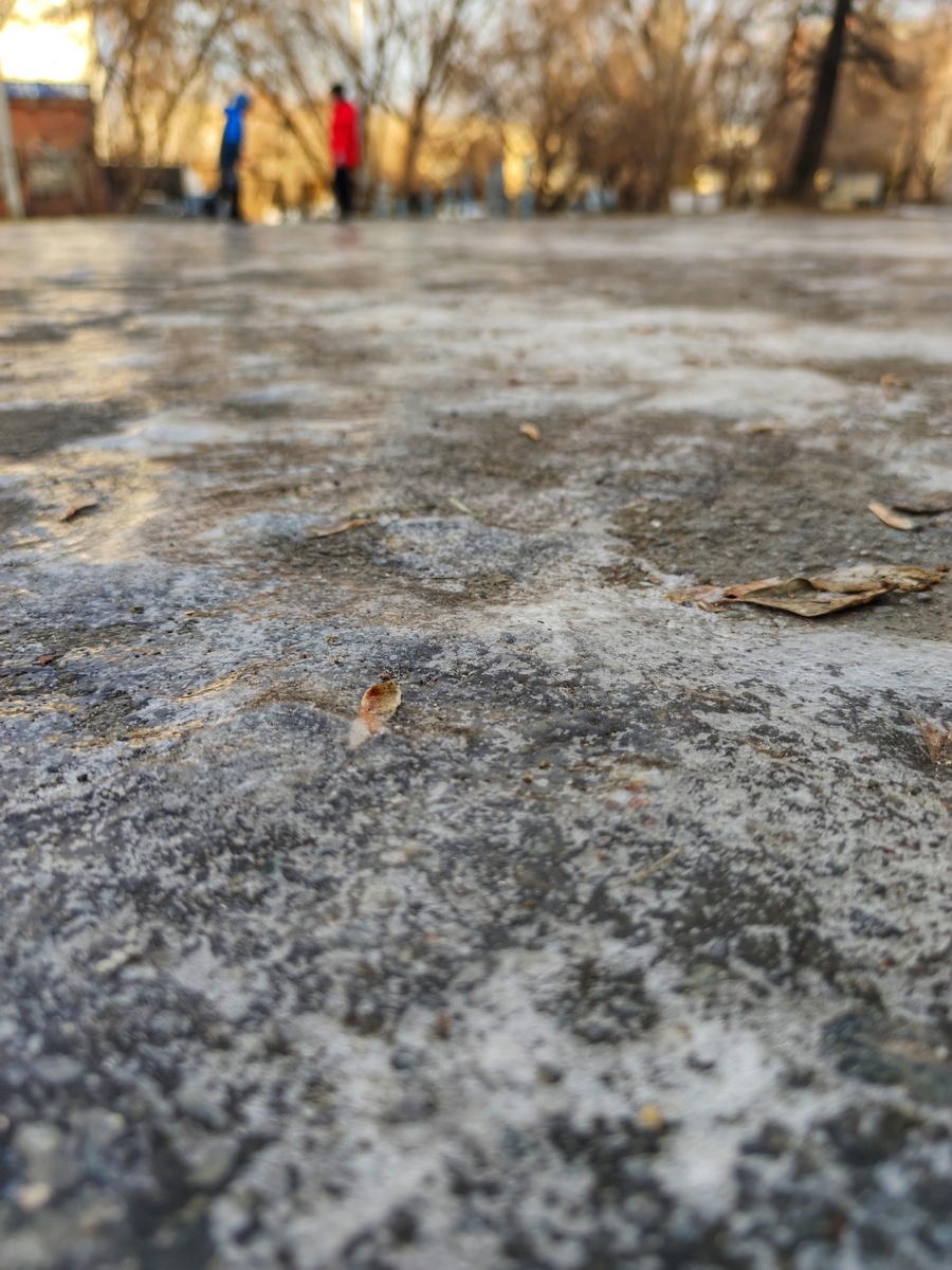 Не самое лучшее время для прогулок)