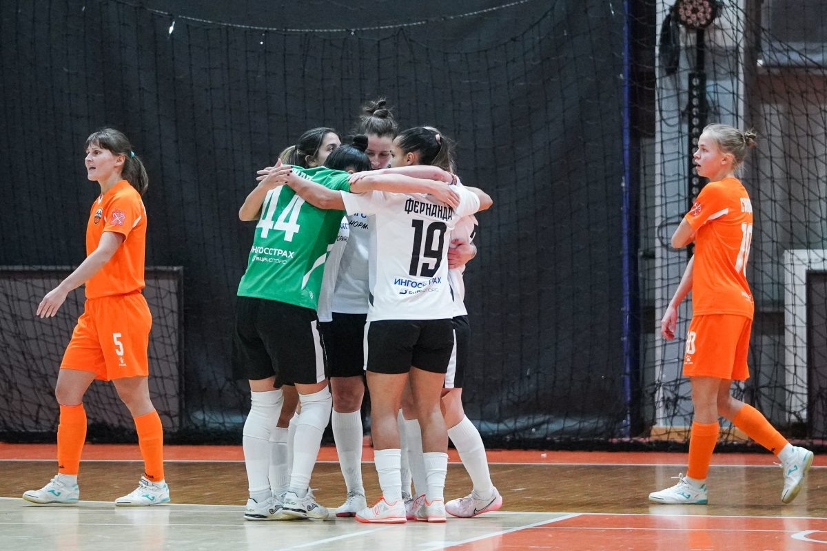    Фавориты чемпионата поделили очки в дуэли на Неве