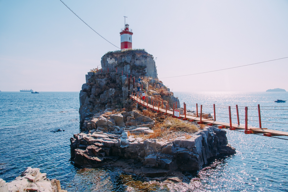 Маяк Басаргина. Взято: Яндекс.Картинки