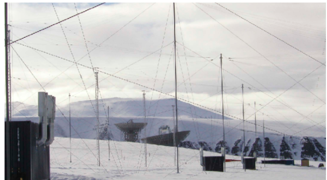 Фото из открытых источников . Установка HAARP. 