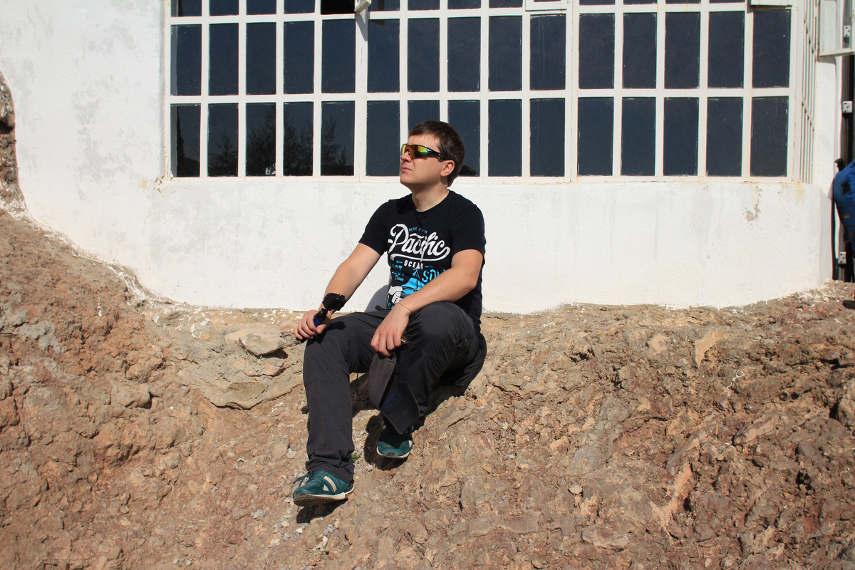 У кельи Стефана Сурожского в Кизилташском монастыре, близ Феодосии