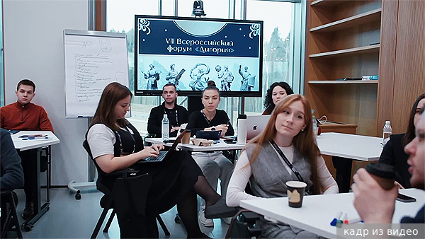     Фото: кадр из видео   
 Текст: Рафаэль Фахрутдинов