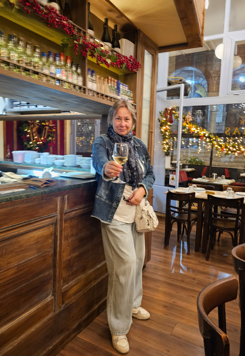 Вот она, родимая, в бокале