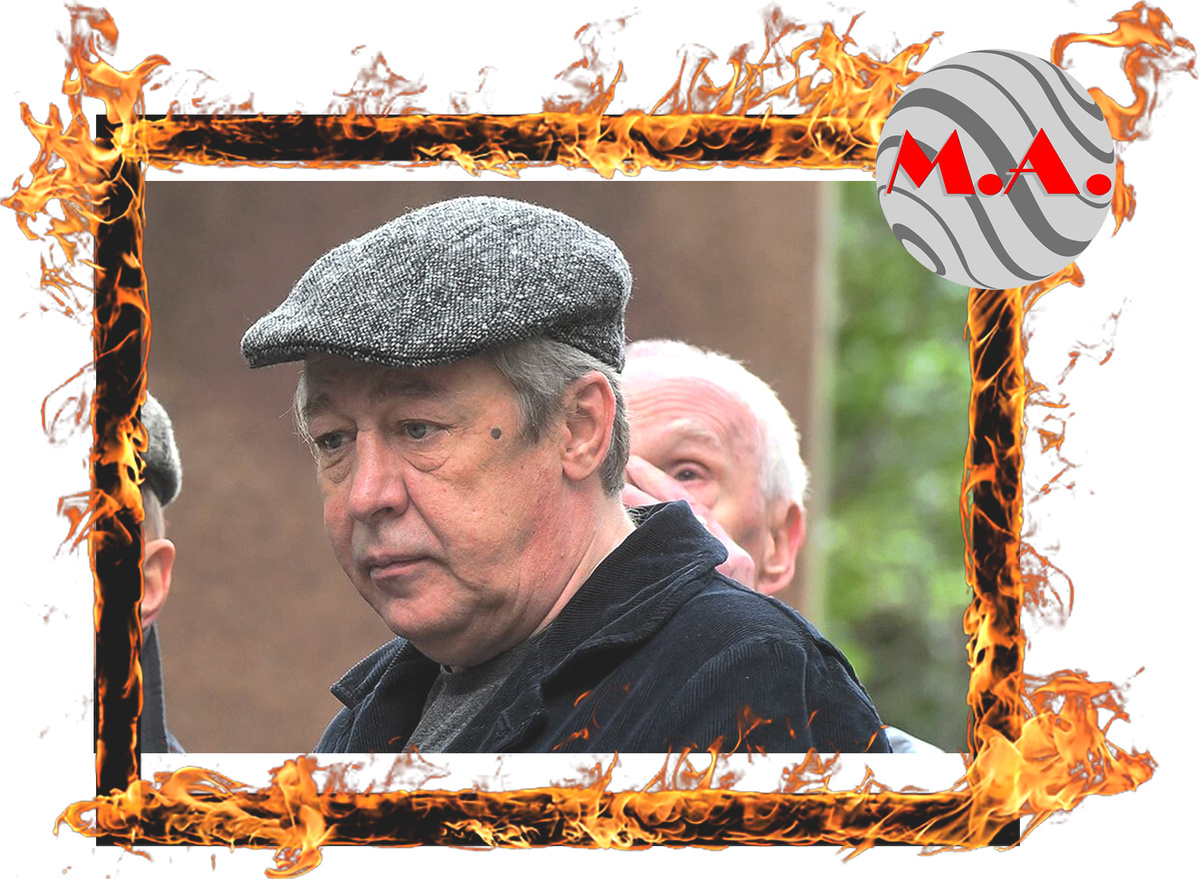 Михаил Олегович Ефремов — советский и российский актёр театра, кино, телевидения, озвучивания и дубляжа, сценарист, театральный режиссёр и телеведущий. Заслуженный артист Российской Федерации (1995).