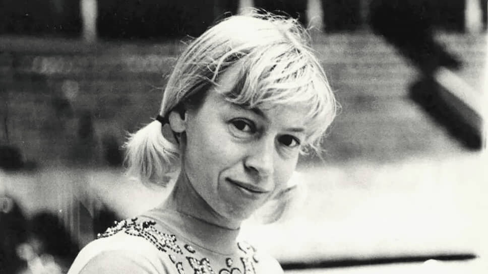 В фигурное катание Людмила пришла в 16 лет — по нынешним меркам очень поздно. Сейчас в этом возрасте становятся олимпийскими чемпионами, крутят четверные, а некоторые заканчивают карьеру. Белоусова только начинала .📷Фото: @Belousova and Protopopov Skaters