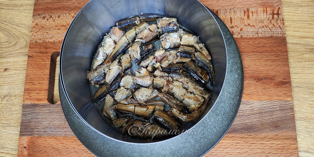 Мой новый фаворит: рижский салат из консервов, который улетает со стола первым