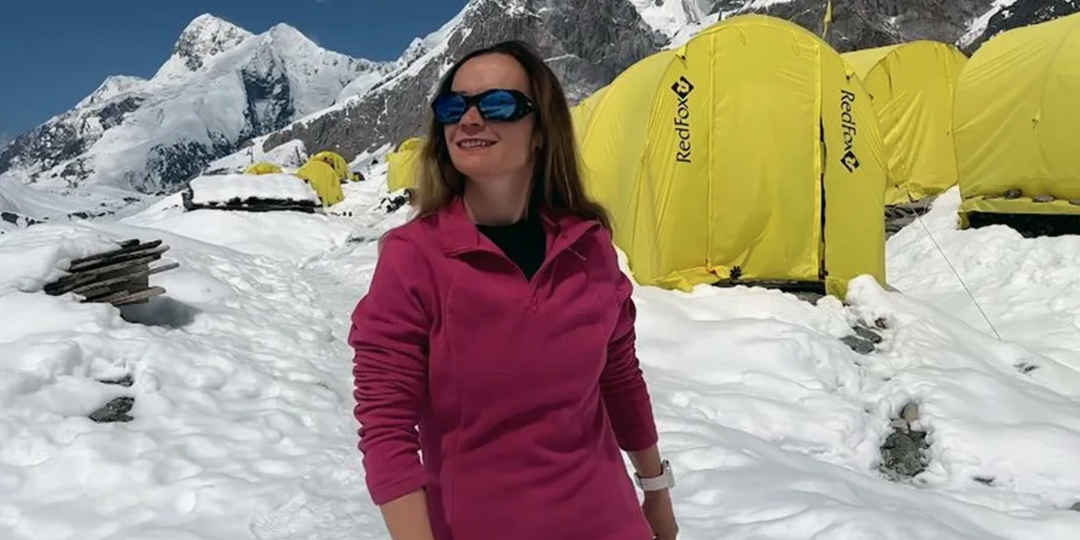 РОКОВОЙ СЕКРЕТ АЛЬПИНИСТКИ И СМЕРТЬ ДРУГА ПРИ ПОПЫТКЕ СПАСТИ!ЧТО СКРЫВАЛ ТОВАРИЩ ПО СВЯЗКЕ НА ПИКЕ ПОБЕДЫ, ГДЕ ПОГИБЛИ УЖЕ БОЛЕЕ 100 ЧЕЛОВЕК