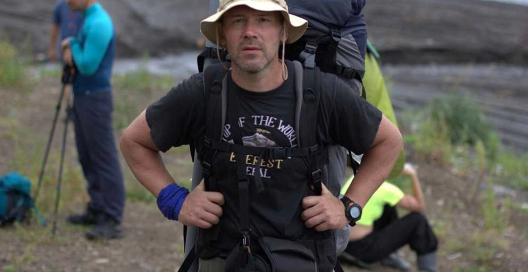 ДВОЙНОЕ ПРЕДАТЕЛЬСТВО И ПОДОЗРЕНИЕ В ВЫСОТНОМ ПСИХОЗЕ: ПОЧЕМУ РОМАН МОКРИНСКИЙ БРОСИЛ НАТАЛЬЮ НАГОВИЦИНУ НА 7200 МЕТРАХ И СБЕЖАЛ ЗА ПОМОЩЬЮ?