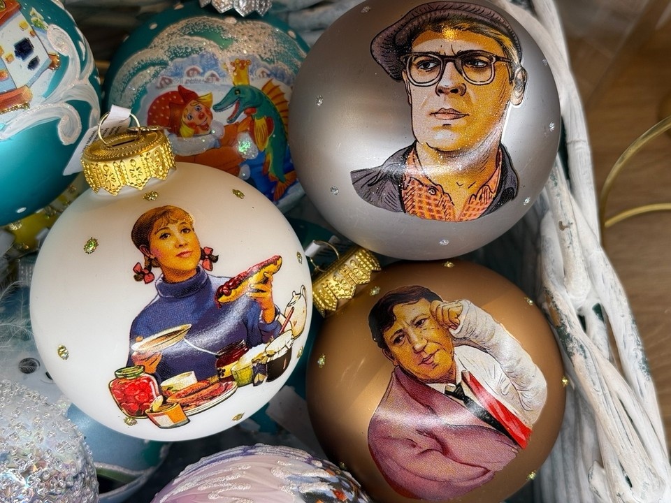    Киногерои станут прекрасными украшением новогодней елки Андрей АБРАМОВ