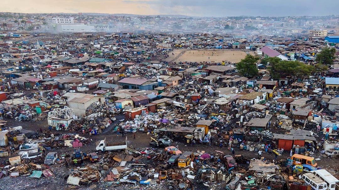 Агбогблоши — крупнейшая свалка электроники в Африке