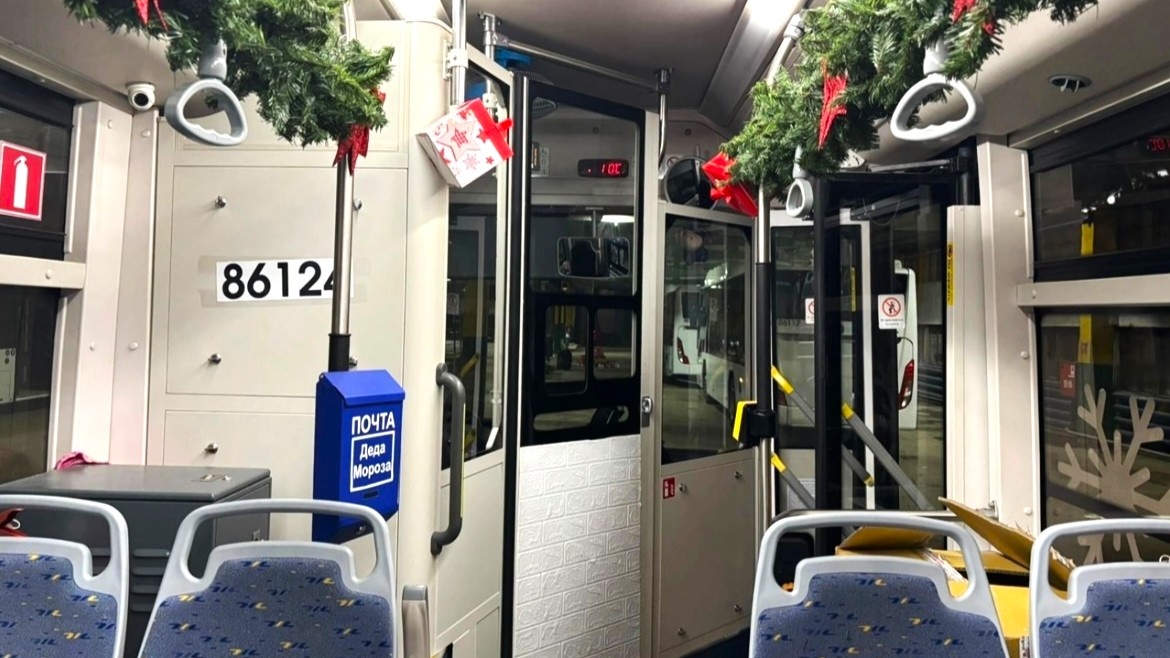    Письмо Деду Морозу: в Нижневартовске запускают новогоднюю акцию в автобусах