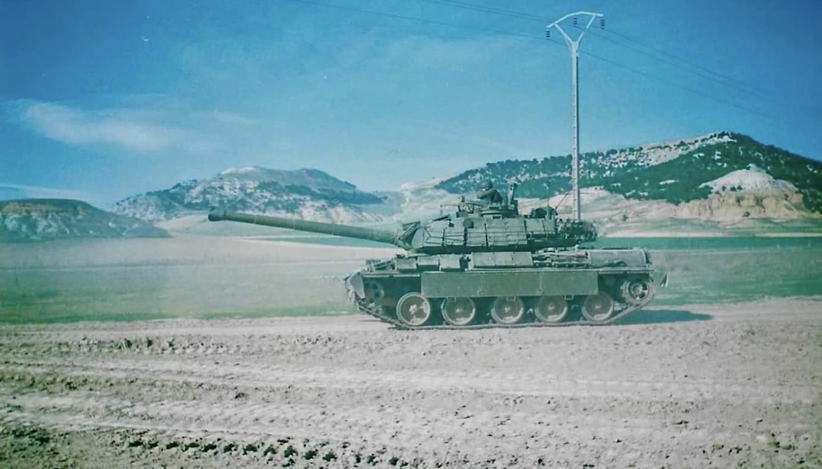 Танк с дз SABBLIR