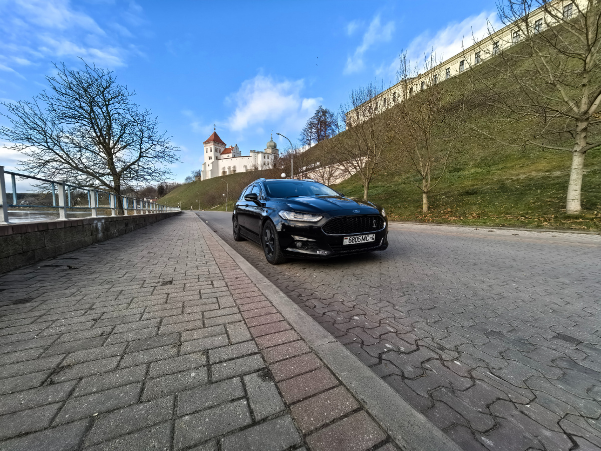 Посколько бездельничаю в отпуске. Сижу дома. За неделю машинку завел только один раз