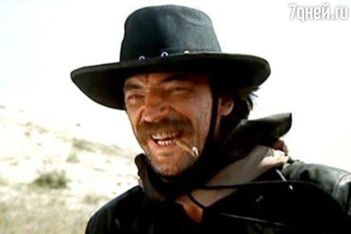 "За деньги? Я могу... ВСЁ" (М. Боярский в фильме "Человек с бульвара Капуцинов")