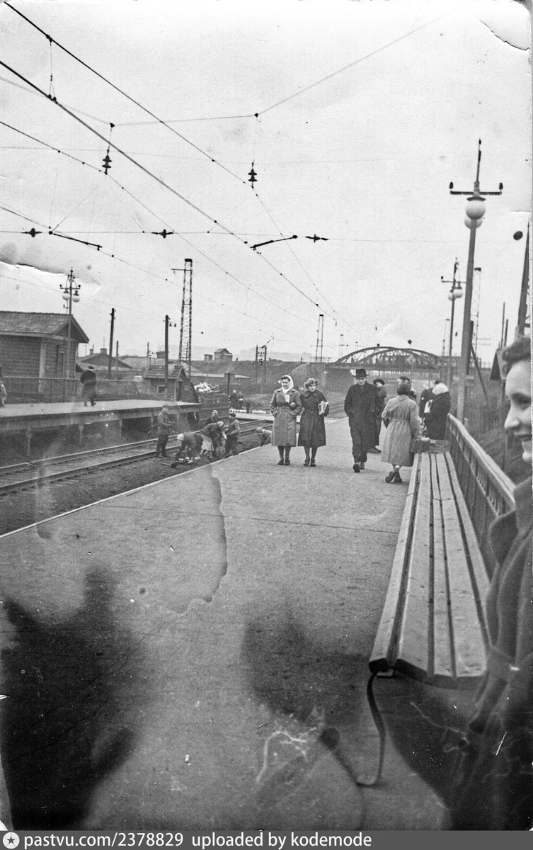 Платформа Тестовская в 1958 году. Вид в сторону Филей. С сайта www.pastvu.com.
