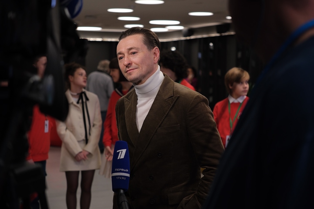    Сергей Безруков высказался об искусственном интеллектеСоцсети Сергея Безрукова