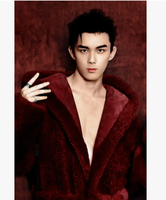 Снимок с экрана монитора. Актер У Лэй.