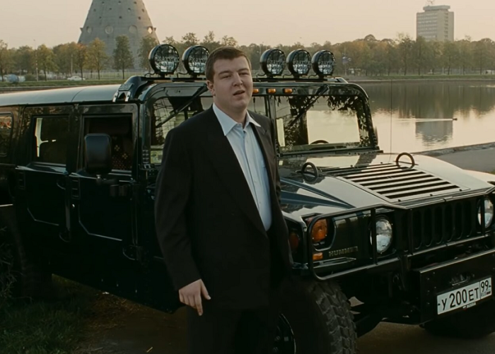 Александр Робак в фильме "Брат-2".