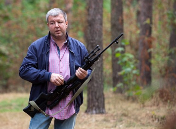 Александр Робак в фильме "Небеса подождут".