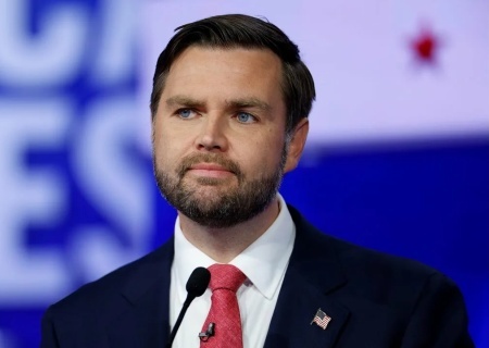    Вэнс: инициаторы санкций против России и вооружения Украины живут в мире иллюзий