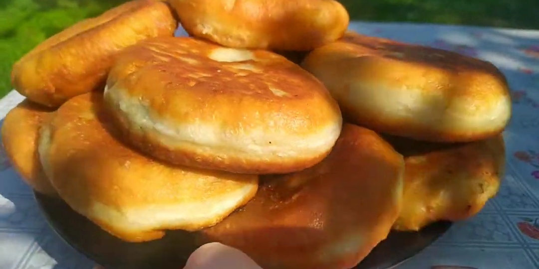 Беляши с мясом на кефире. Как лепить беляши чтобы они прожарились🍗