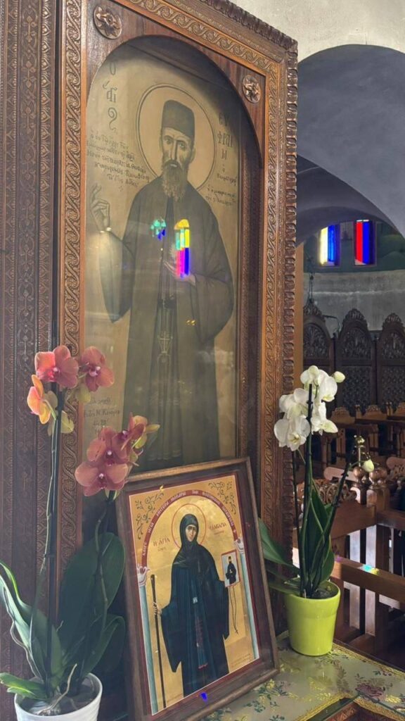   Фото из монастыря Святого Ефрема в Нео Макри, Греция