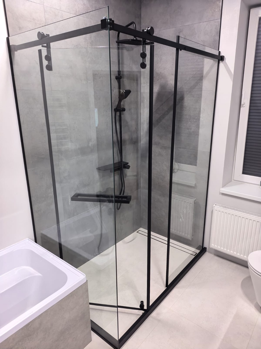 Душевая с диагональной дверью 