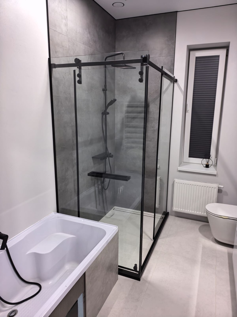 Диагональная система в душевой