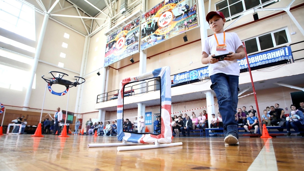    Губернатор Югры поддержал развитие технических видов спорта в регионе