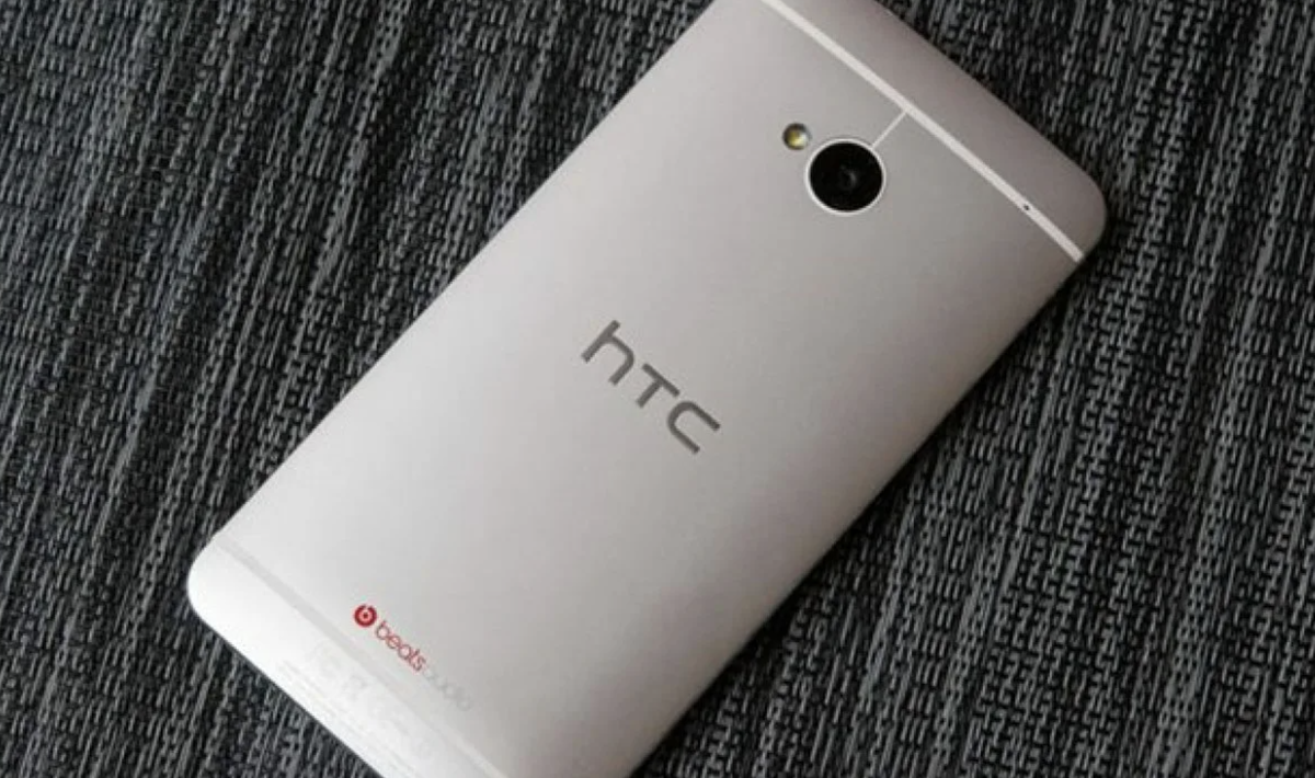 HTC One M7