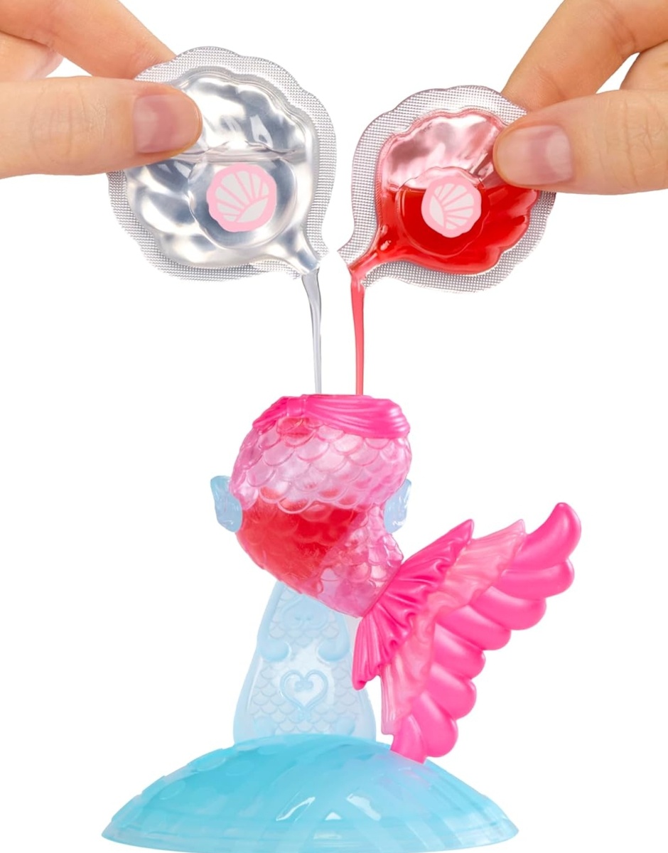 Изготовление своего макияжа из двух ёмкостей разного цвета