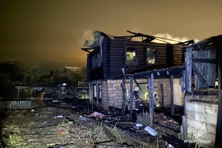    Два человека погибли в ночных пожарах в Удмуртии за сутки