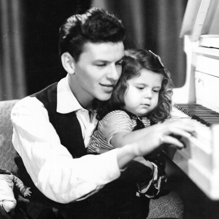 Фрэнк Синатра с дочерью