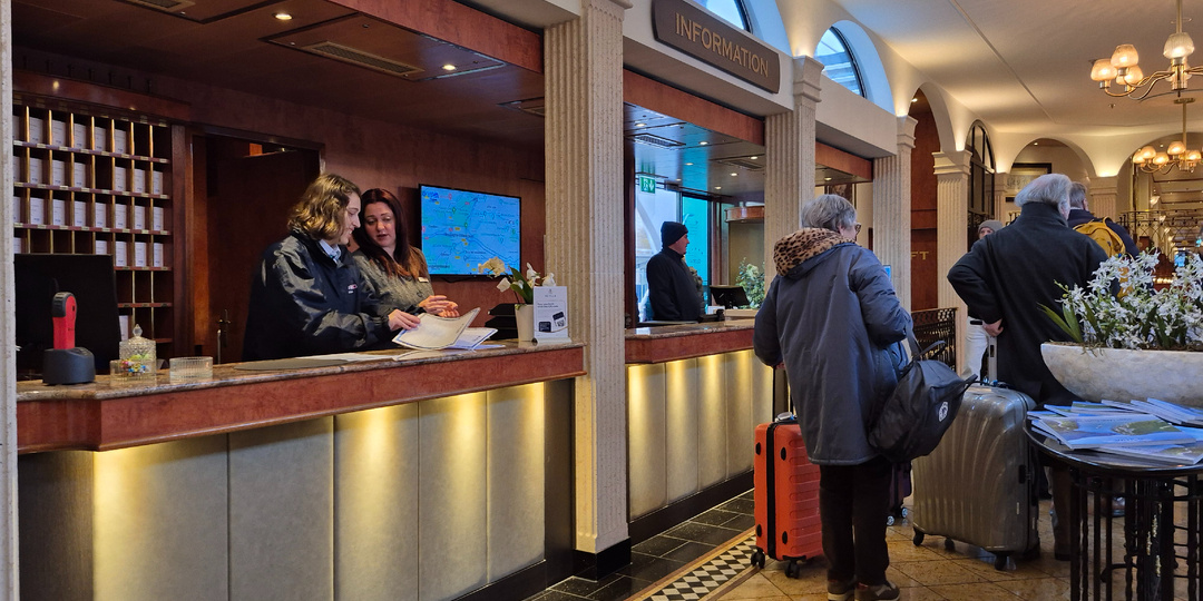 Шампанское на завтрак!