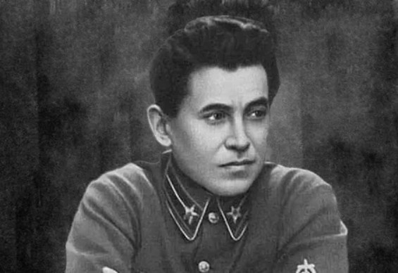 Откровения перед расстрелом: последние слова"кровавого карлика" Ежова о Сталине