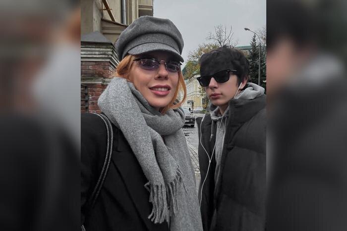 Анастасия Стоцкая с сыном. Фото © Instagram (признан экстремистской организацией и запрещён на территории Российской Федерации) / @100tskaya