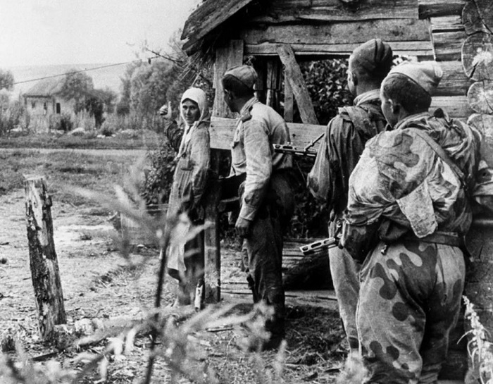 Разведгруппа на задании. Фото из открытого интернета.