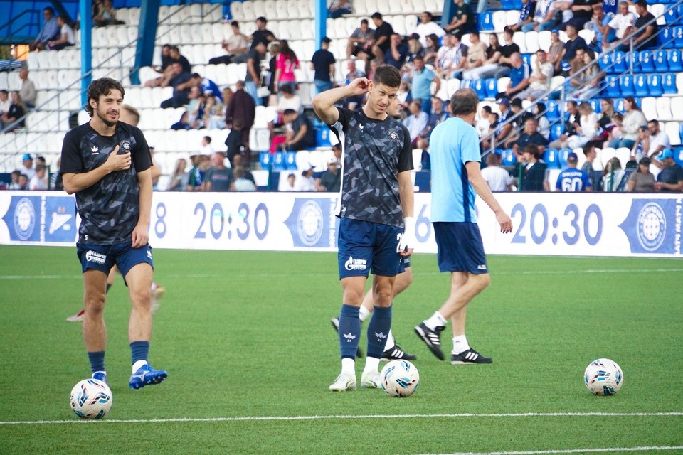    Победить могли - не дал взять три очка вратарь гостей Яна Вежлева